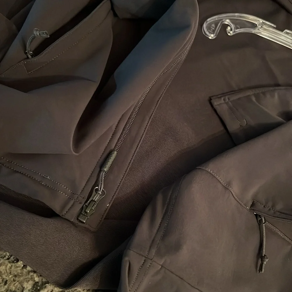 The Northface Windfall men’s 2XL gray jacket